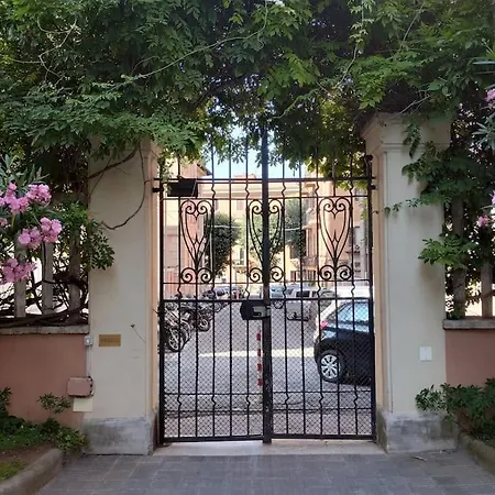 Apartment Dimora Torlonia - Elegance & Light In Rome