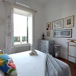 Апартаменты La Dimora Torlonia Elegance & Light In *